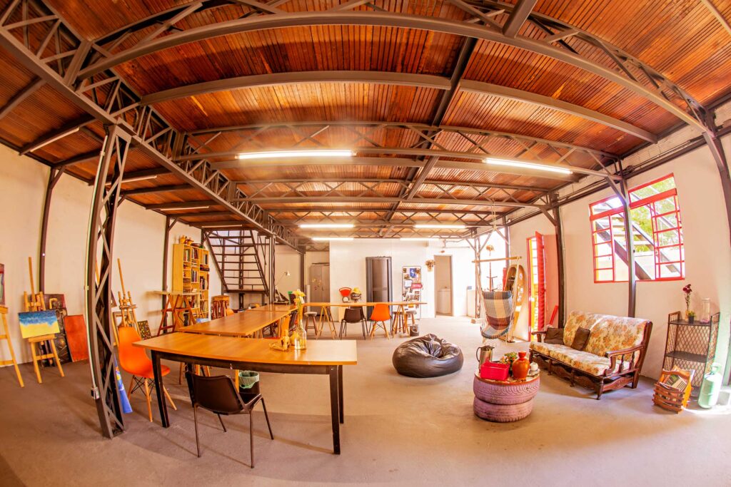 Ateliê da Casa Locomotiva, na Vila Madalena
